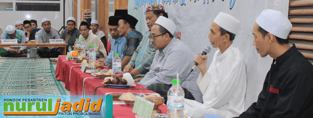 KH. Moh. Zuhri Zaini; Belajar Mengaji Kitab itu Bukan Ilmunya yang Penting tapi Barokahnya
