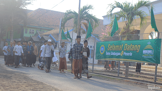 Pondok Pesantren Nurul Jadid diramaikan dengan rambu-rambu menyambut pelaksanaan MUSKERWIL
