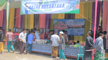 Potret suasana stan MTs Nurul Jadid di Bazar Nusantara