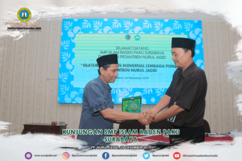 Kunjungan SMP Raden Paku Surabaya di PP. Nurul Jadid
