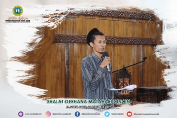 Shalat Gerhana Matahari di PP. Nurul Jadid