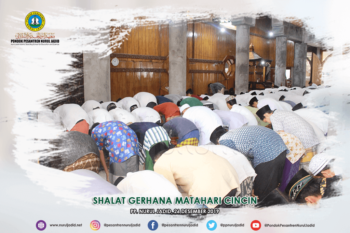 Shalat Gerhana Matahari di PP. Nurul Jadid
