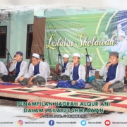 Penampilan Hadrah alqur'ani dalam acara Lailatus Sholawah