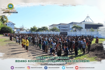 Senam Pagi Bersama oleh Bidang Koordinasi Olahraga dan Seni Santri (BKOSS)